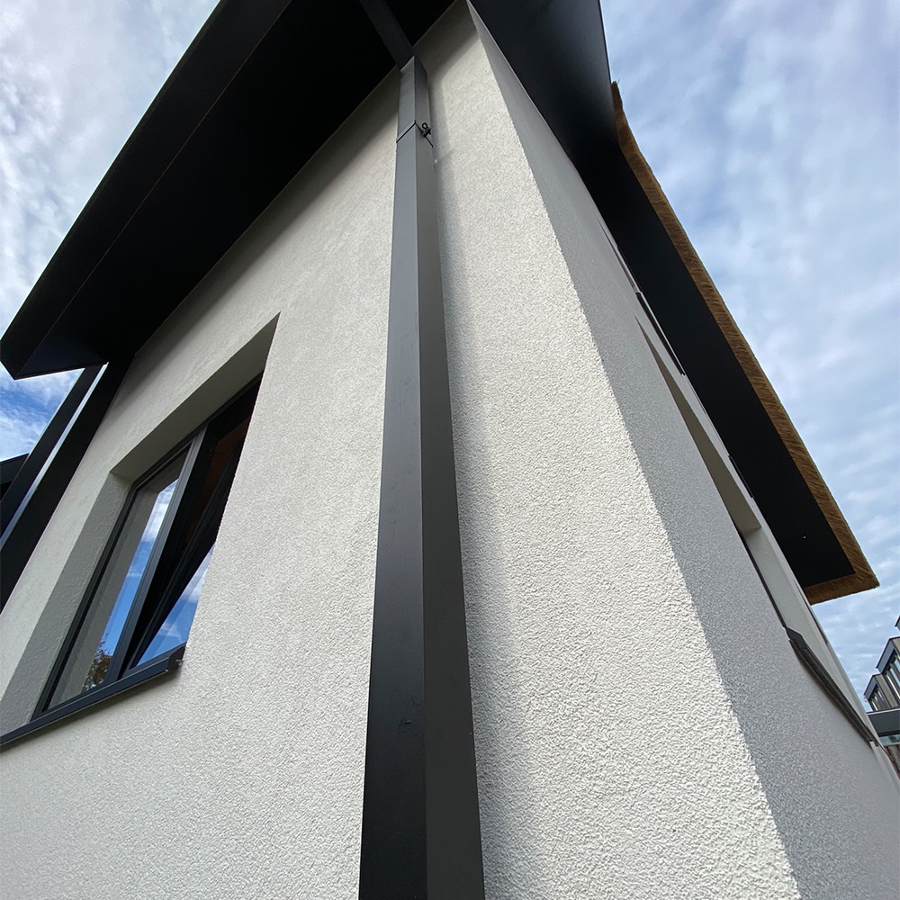 Aluminium regenpijp 80x80 mm - 1 meter met spie - Ral-9005 fijnstructuur | Kallos